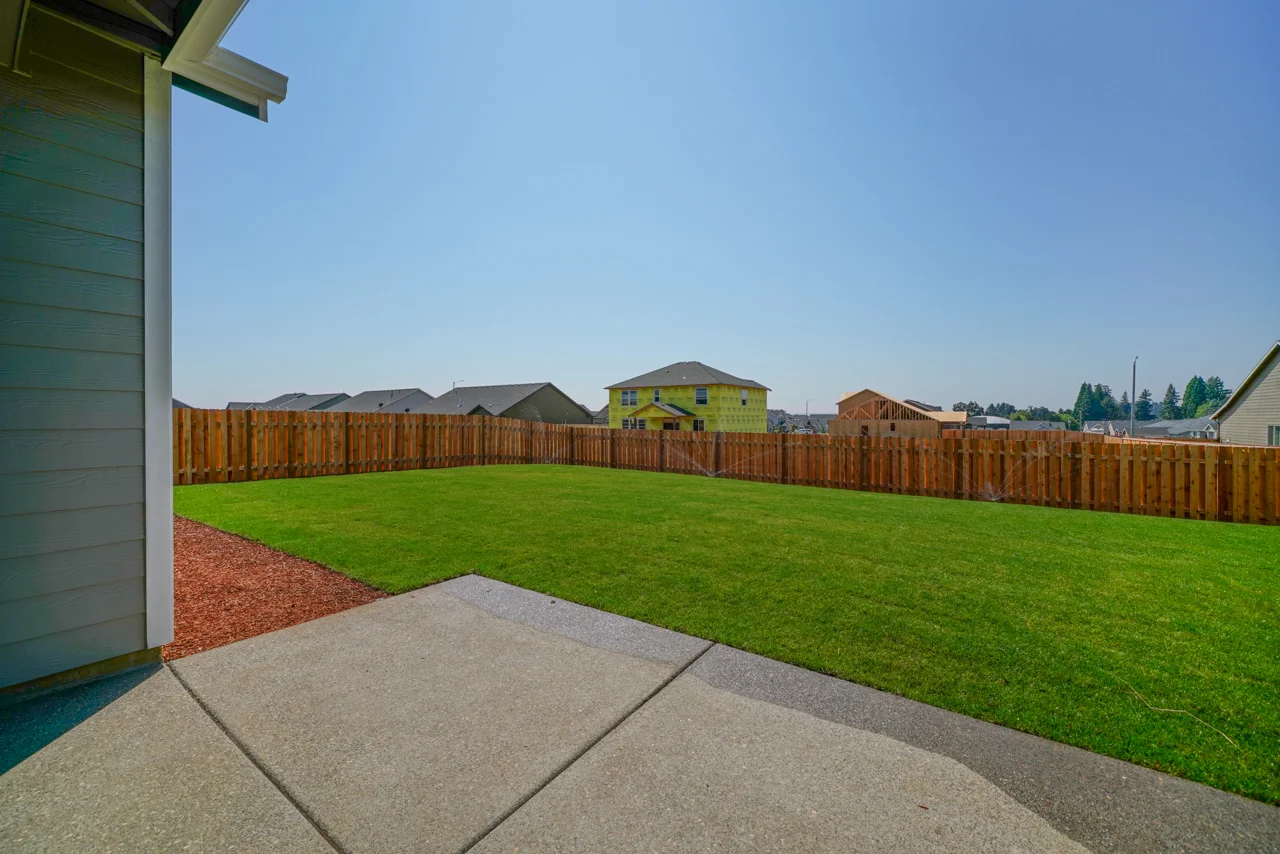 491 Palomino Sublimity MLS-26.jpg