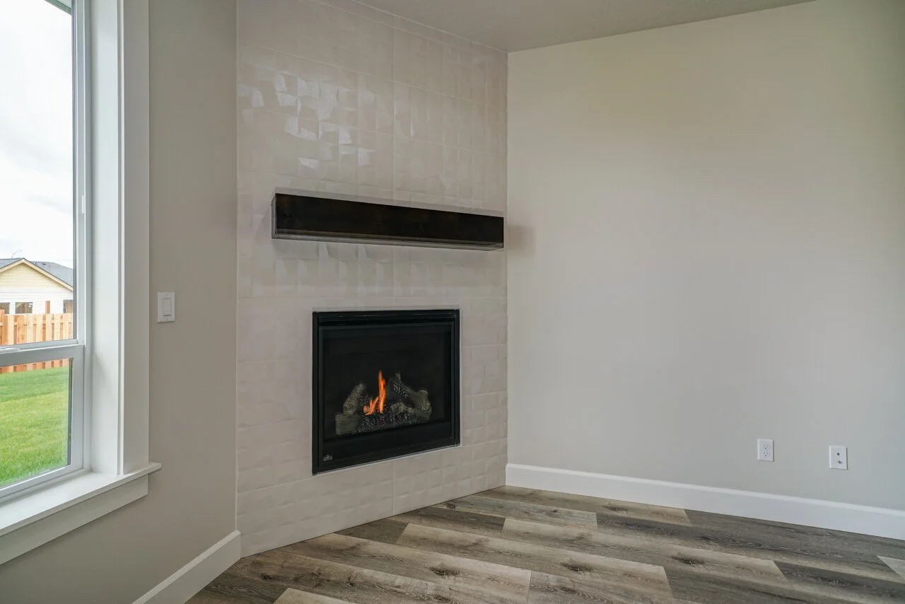 507 Palimino Sublimity MLS-19.jpg