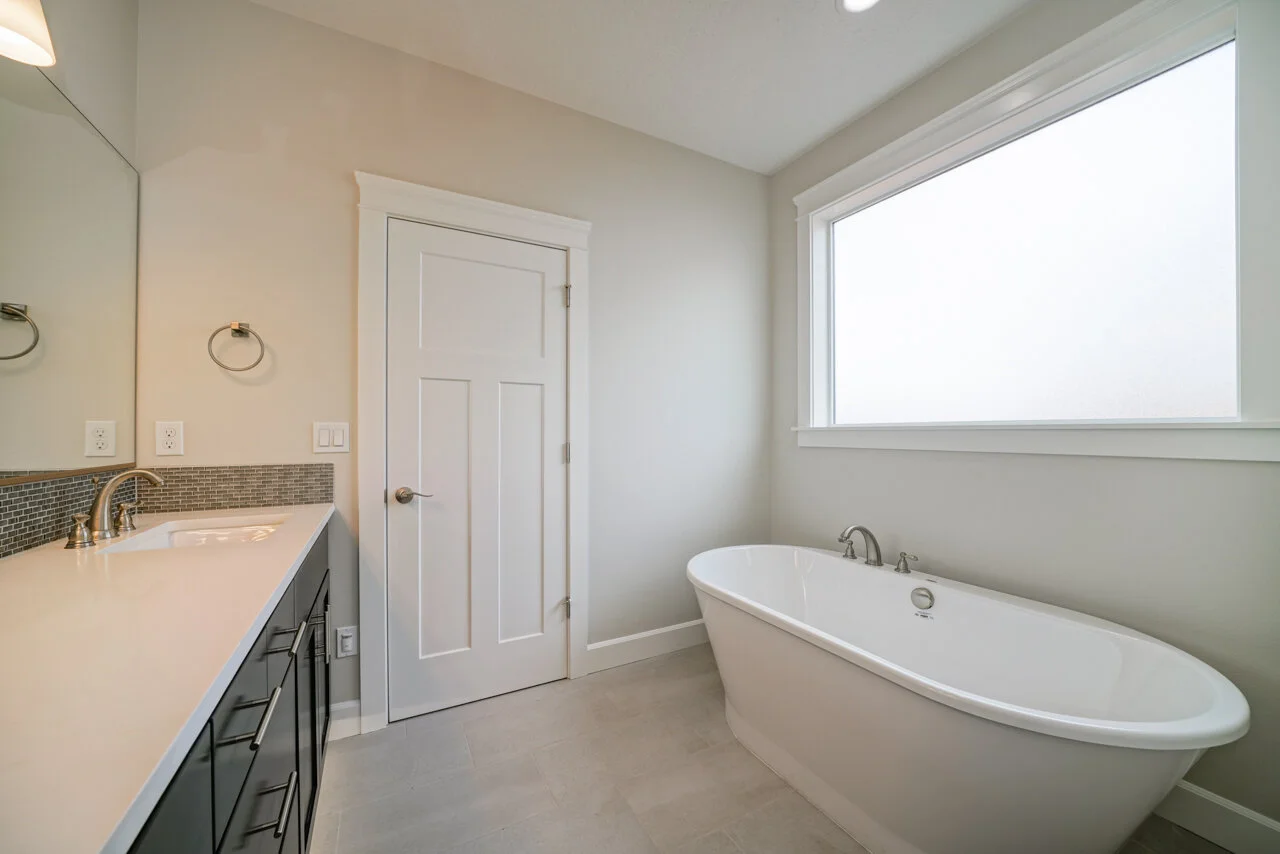 507 Palimino Sublimity MLS-24.jpg