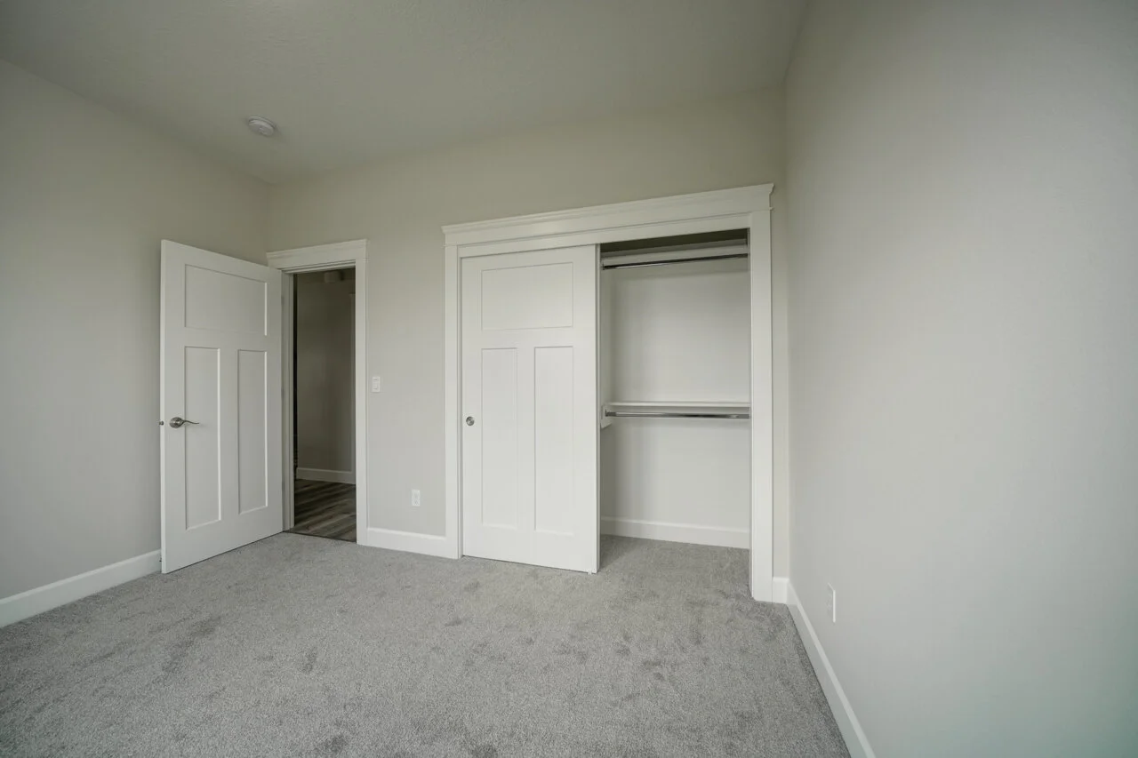 507 Palimino Sublimity MLS-28.jpg