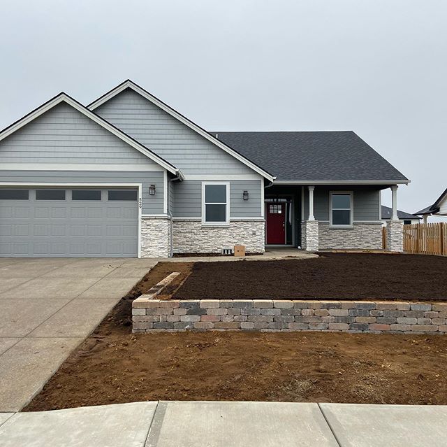 Man, it&rsquo;s been a busy summer. But I couldn&rsquo;t be more pleased with this custom home. Our goal was to get this family in before thanksgiving, when they&rsquo;ll be having nearly 40 people there to celebrate, and it was a success! #salembuil