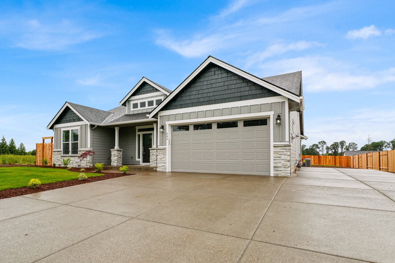 584 Cherry Sublimity MLS-2.jpg