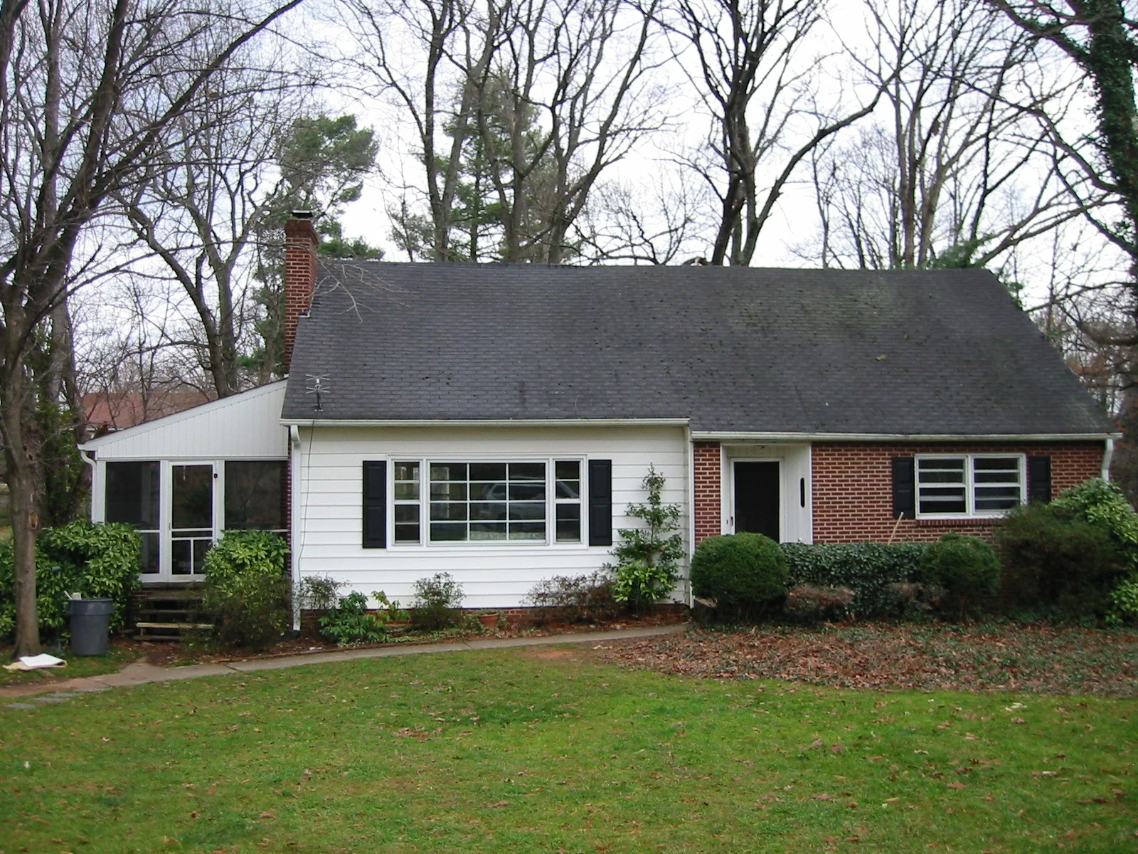 142 Rosedale Front.JPG