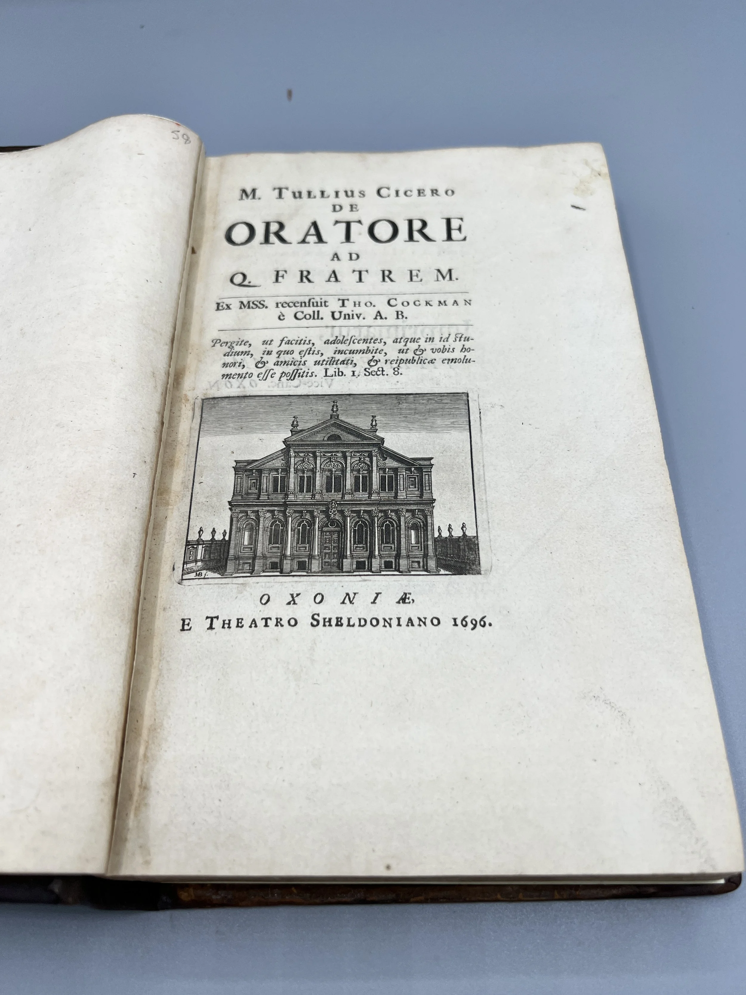 Cicero, M. Tullius DE ORATORE AD Q. FRATREM . EX MSS. RECENSUIT THO. COCKMAN... 1696