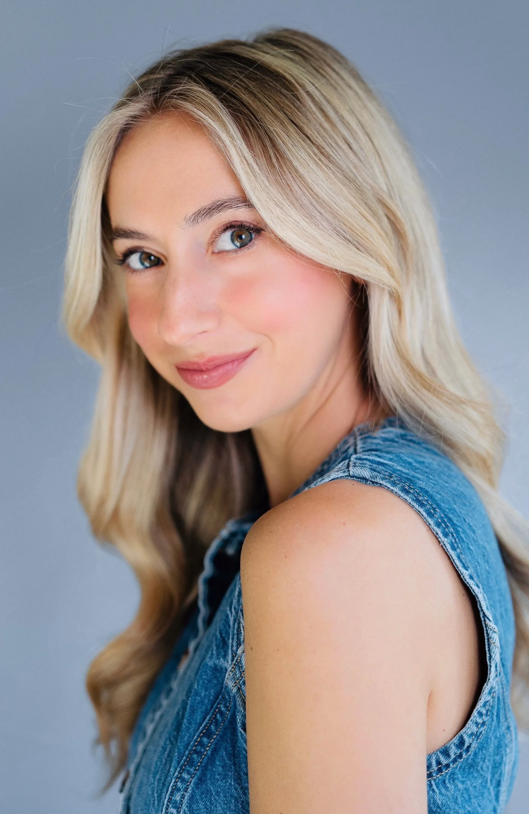 Truman, Hannah Headshot 1-2.jpeg