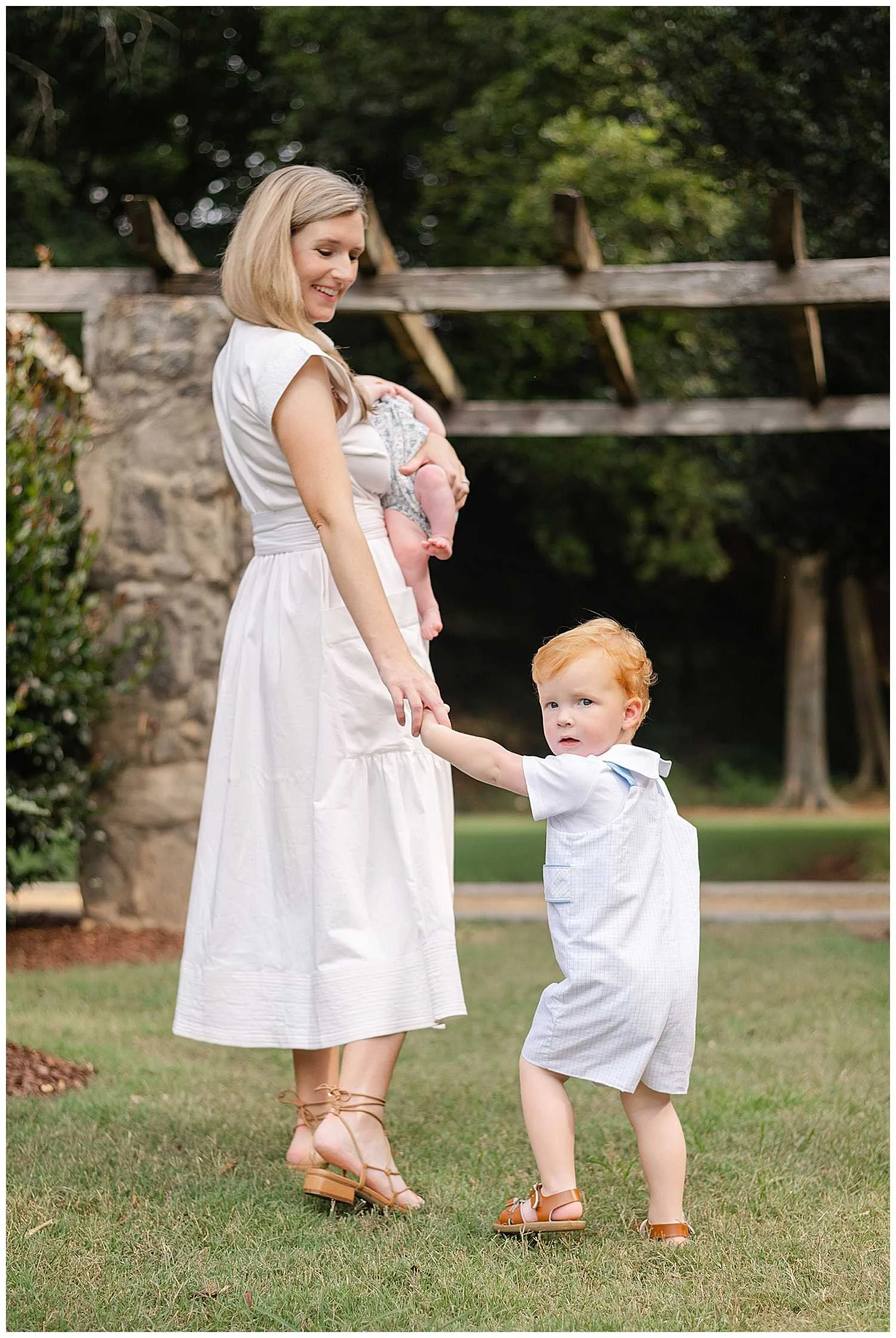 Raleigh_Summer_Family_Photography_Rose_Garden_8.jpg