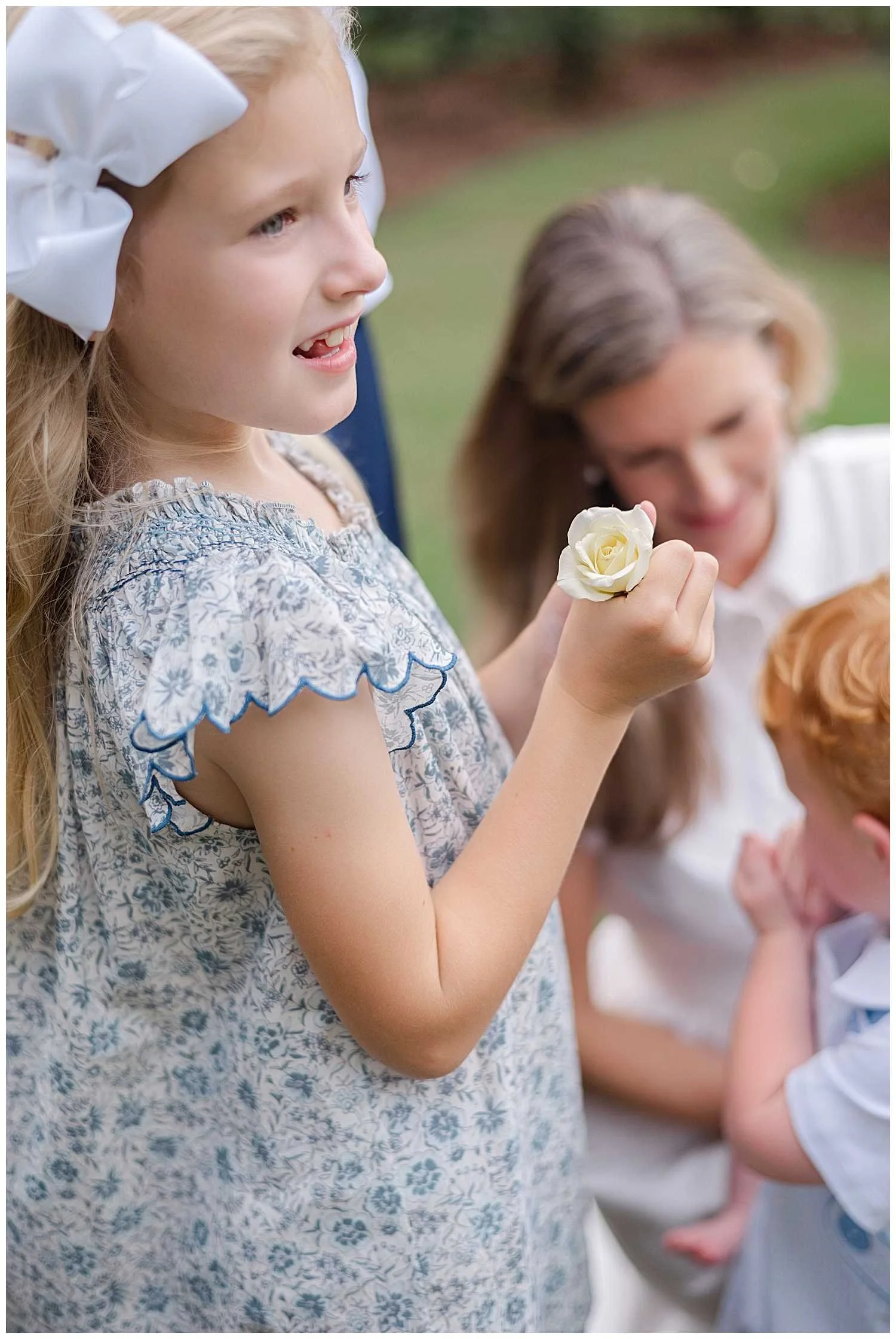 Raleigh_Summer_Family_Photography_Rose_Garden_14.jpg