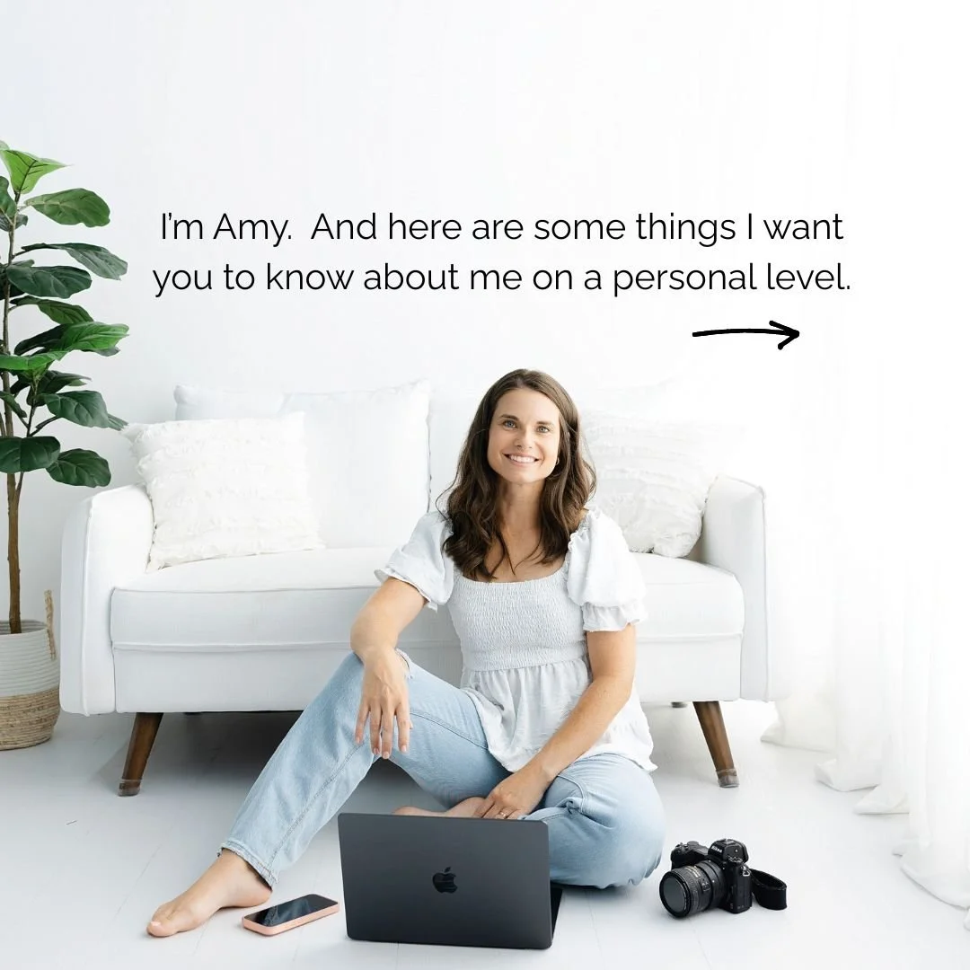 👋 Hi! I'm Amy, your new favorite Raleigh newborn, maternity, heirloom, and family photographer.  Here are some things I'd like you to know about me..

📷 Branding by @kaylynkphotography - Edited by me
Raleigh Newborn Photographer | Raleigh Heirloom 