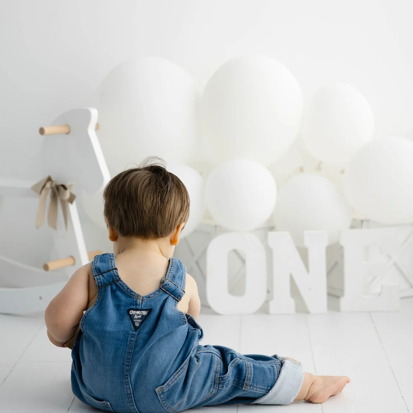 I have that ADHD urge to take down all of the Christmas decorations but then I also finally feel like I can relax and enjoy it so I don't want it to go away yet.  You know what I mean?! 🤣
.
.
.
Raleigh baby photographer | Raleigh studio photography
