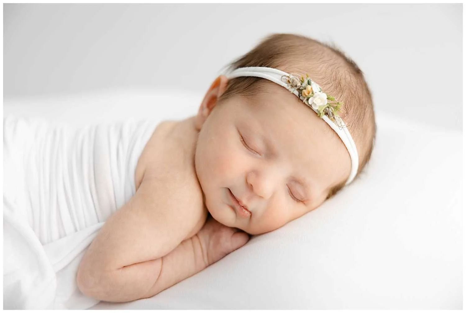 Raleigh Newborn Photoshoot Guide | What to Expect At Your Studio Newborn Session