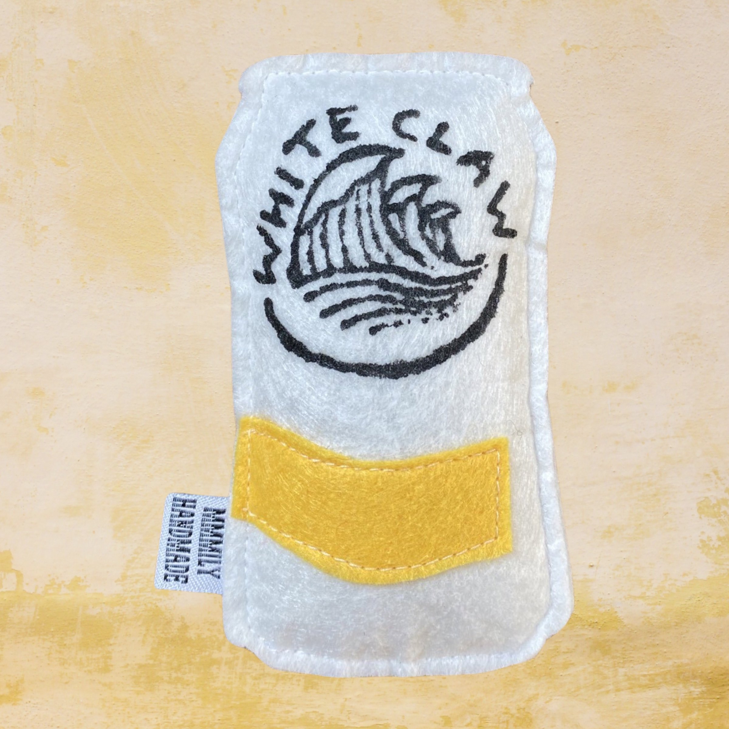 white_claw_1.jpg