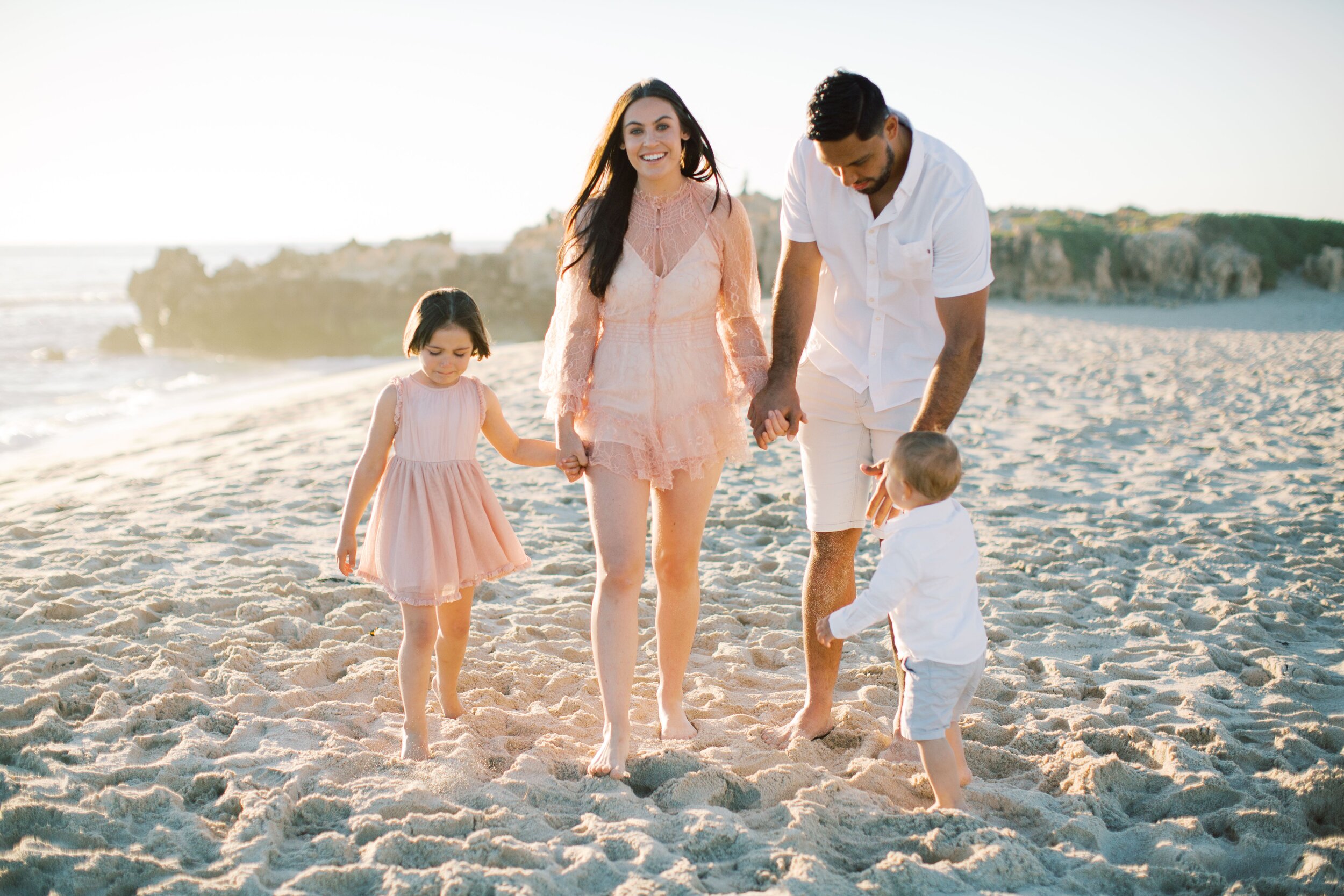 Ameliaclairephoto-Rona-family-1-88.jpeg