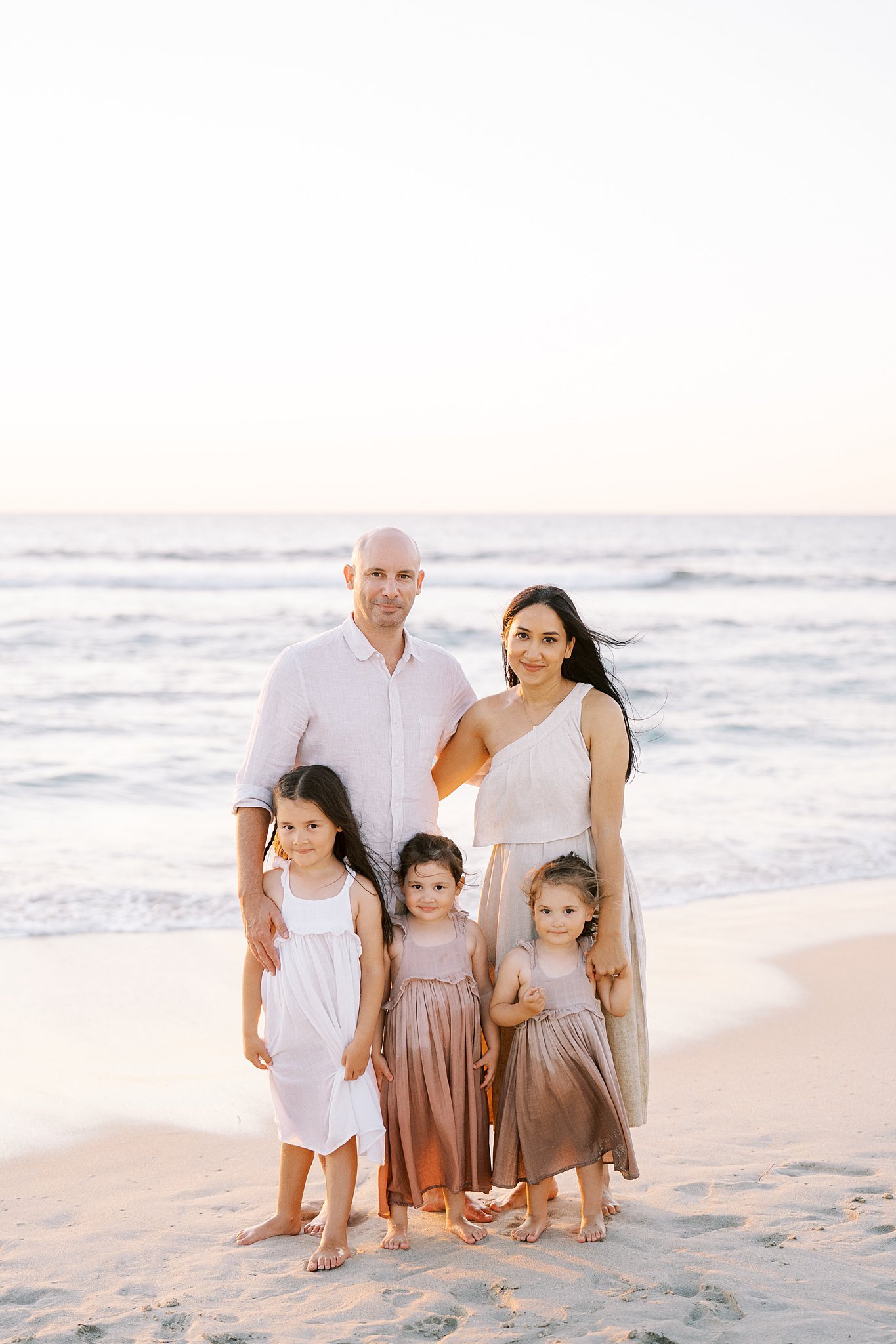 Candid beach family photography 