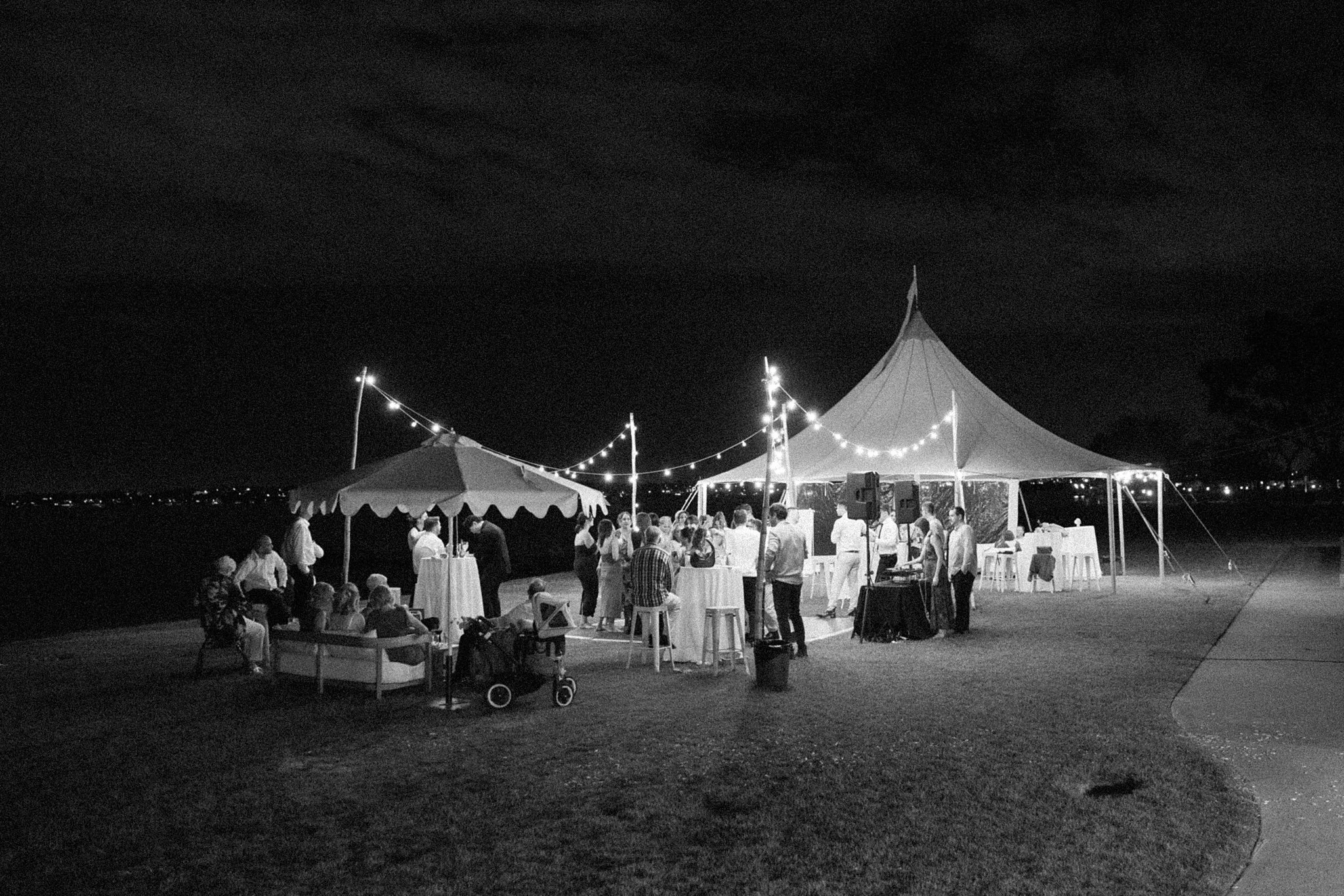 Perth candid wedding photographer