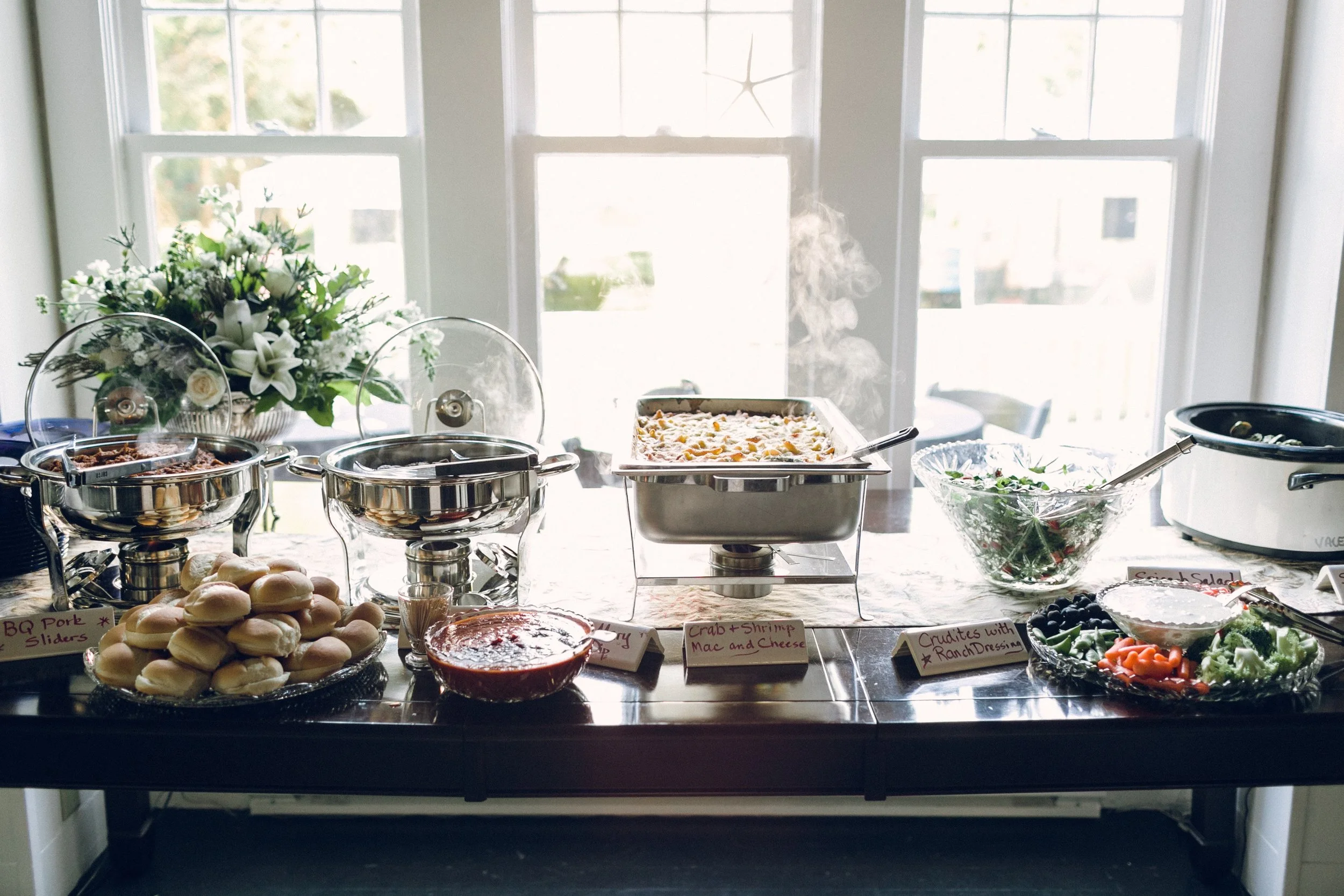  Rehearsal dinner in Seaview, WA. Photos by Sweet Life Photography (https://www.lovethesweetlife.com/) 