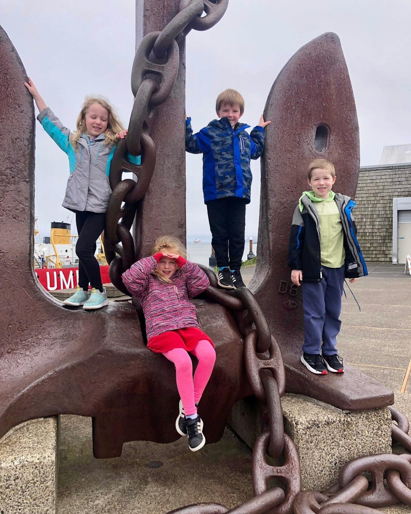 It&rsquo;s been a big week here at Camp Seaview with Nana and Papa! I have stayed pretty busy with flower orders - the girls ride along on deliveries and bring special pictures they draw up to go along with the flowers. The boys help Brett doing chor