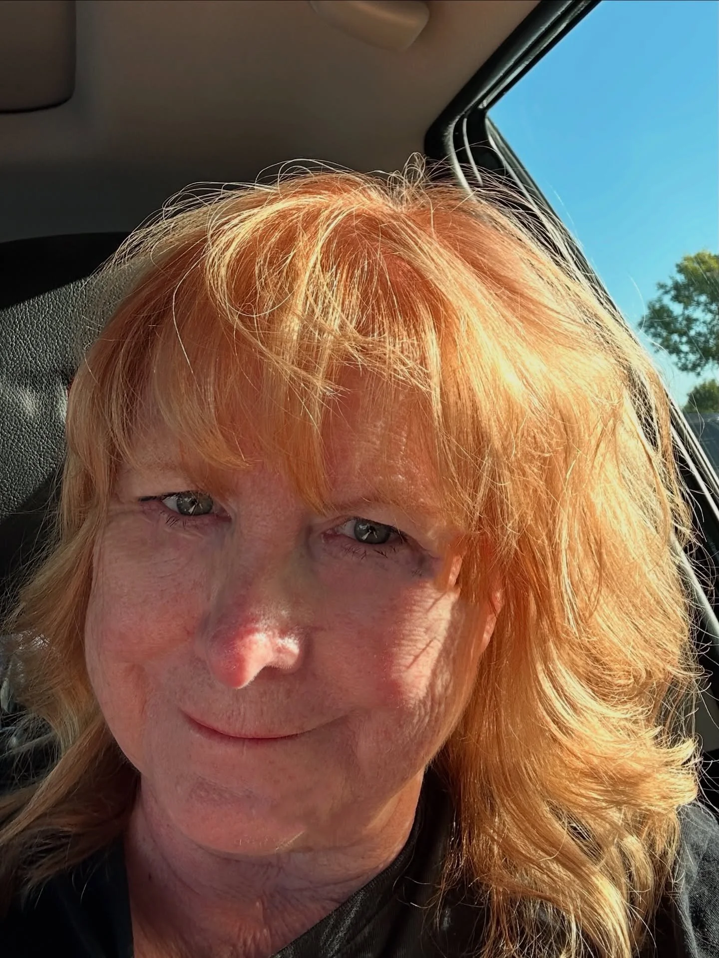 Self care during busy wedding season - quick hair refresh with Jenni and a stop at Costco for rotisserie chicken, big salad fixings and protein drinks for on the go! Also afternoon sun in the parking lot - while I return calls - makes my hair on fire