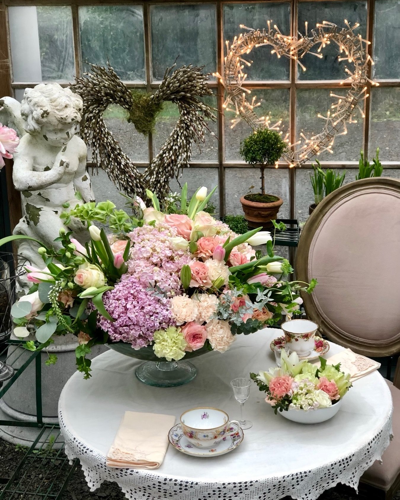 Relaxing and counting my blessings&hellip;. Thank you to our community for all of your support and love for Nansen Florals. I am taking it all in and planning the 2026 workshops. I will be getting locations and the exciting topics listed soon! I can&