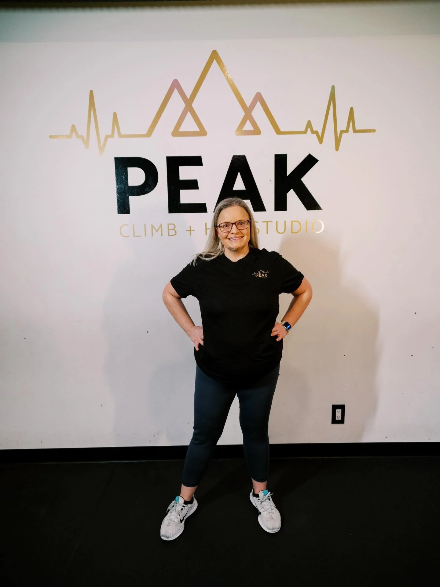 🏔️HAPPY BIRTHDAY, MEGAN! 🎉⚡️

Thanks for bringing the good vibes, positive energy, and keeping Dubby&rsquo;s treat supply stocked. (He now thinks everyone at the front desk should be giving him these.)

Hope your birthday includes cake&hellip; and 