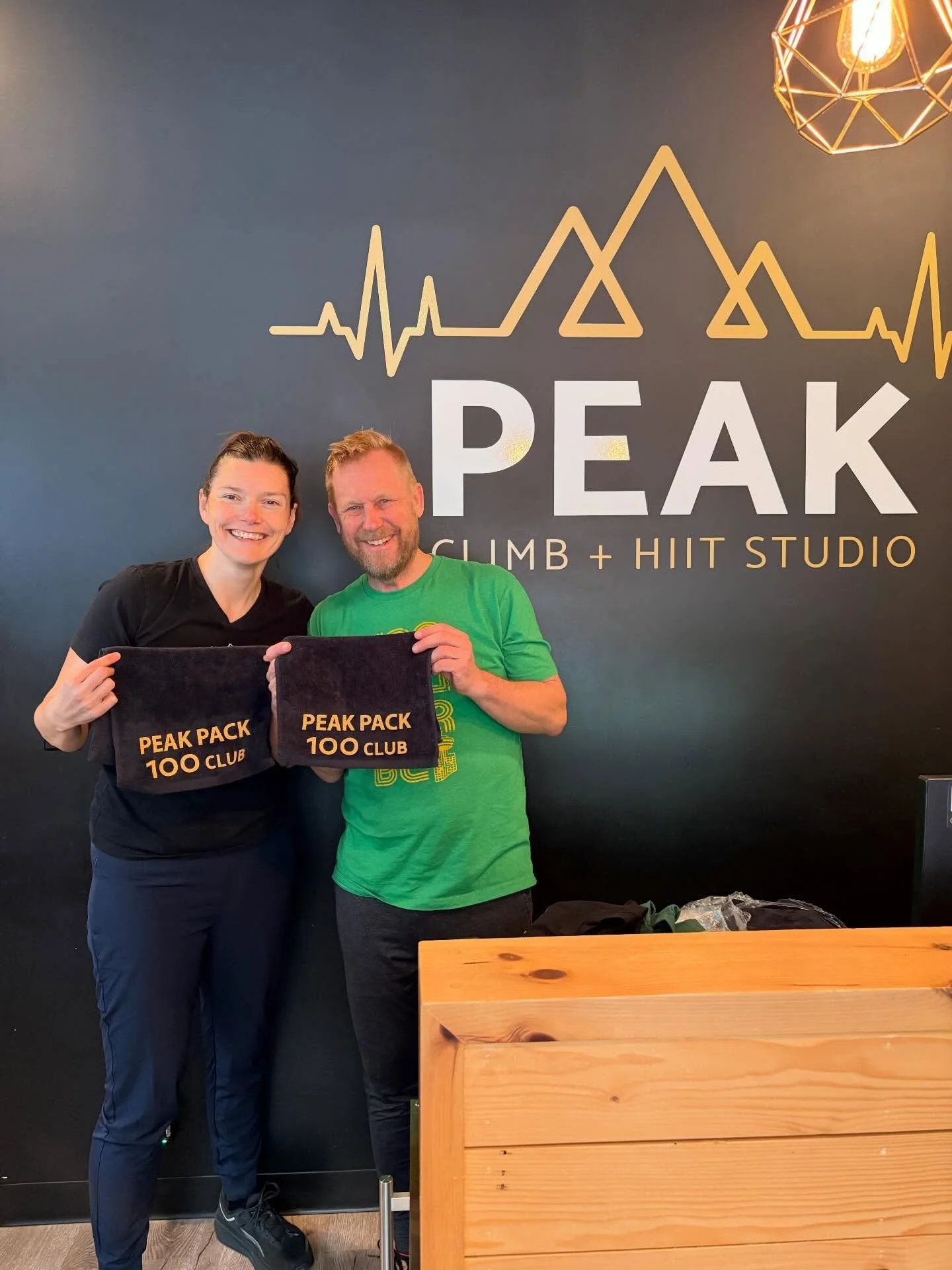 🏔️100 CLUB CATCH UP!! 🔥 

Candice was the one who brought Mike through the doors, and while he&rsquo;ll tell you he only stuck with it because of her&hellip; it didn&rsquo;t take long before he started loving how he feels showing up 2x or more ever