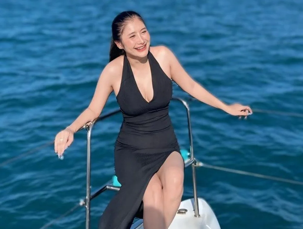 Jeessica boat_03.JPEG