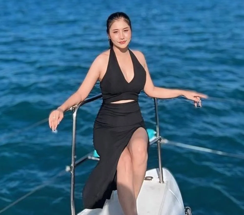 Jeessica boat_04.JPEG