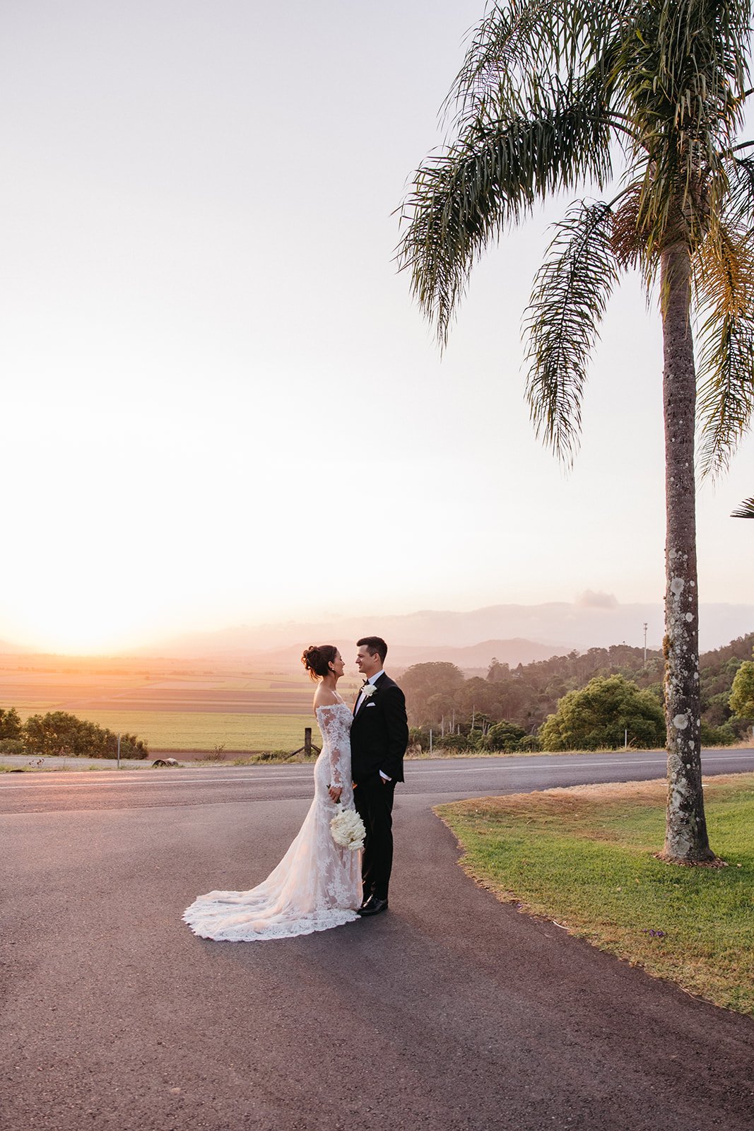 Samantha + Cameron - Sneak Peeks-147_websize.jpg