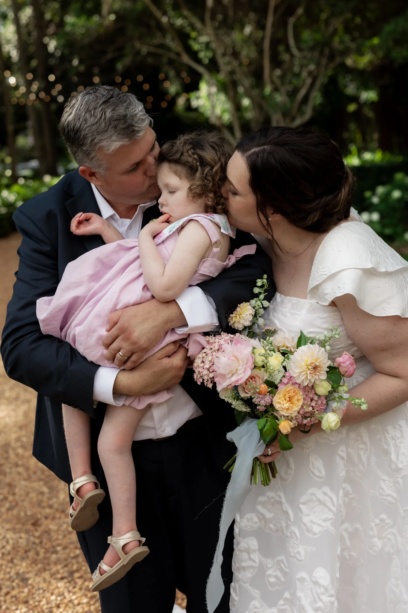 TrishNickFamilyFriendsO010.jpg