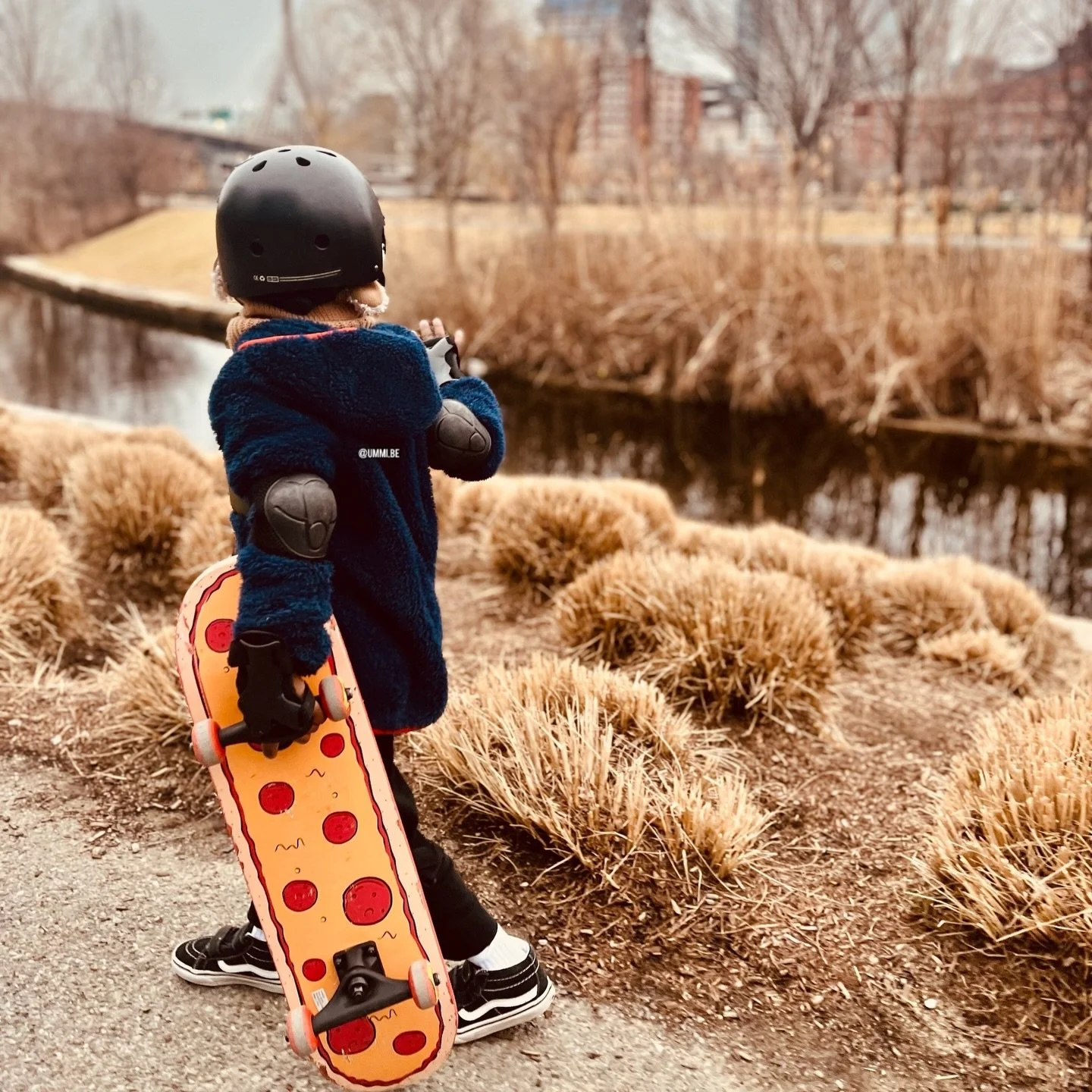 skating out of march
following my heart, literally and figuratively

shoutout to pisces season for
sharpening my inner knowing,
softening my heart,
and illuminating what is truly meant for me

despite the discomfort

watching my heart unravel
showed 