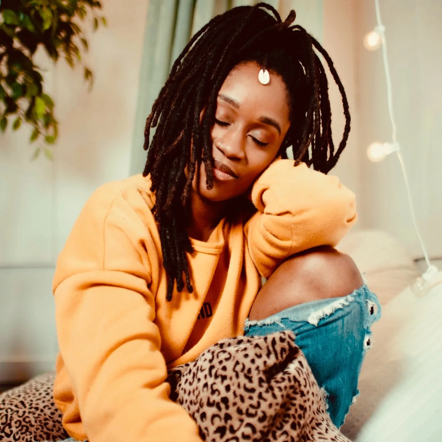 unfortunately i&rsquo;m designed for softness, soft things, soft love, soft tone, soft approach, soft connections, soft lessons 

and i&rsquo;m honoring that more and more

catch me in my feels during this pink moon 🌸✨

happy full moon 🌝 

#softnes