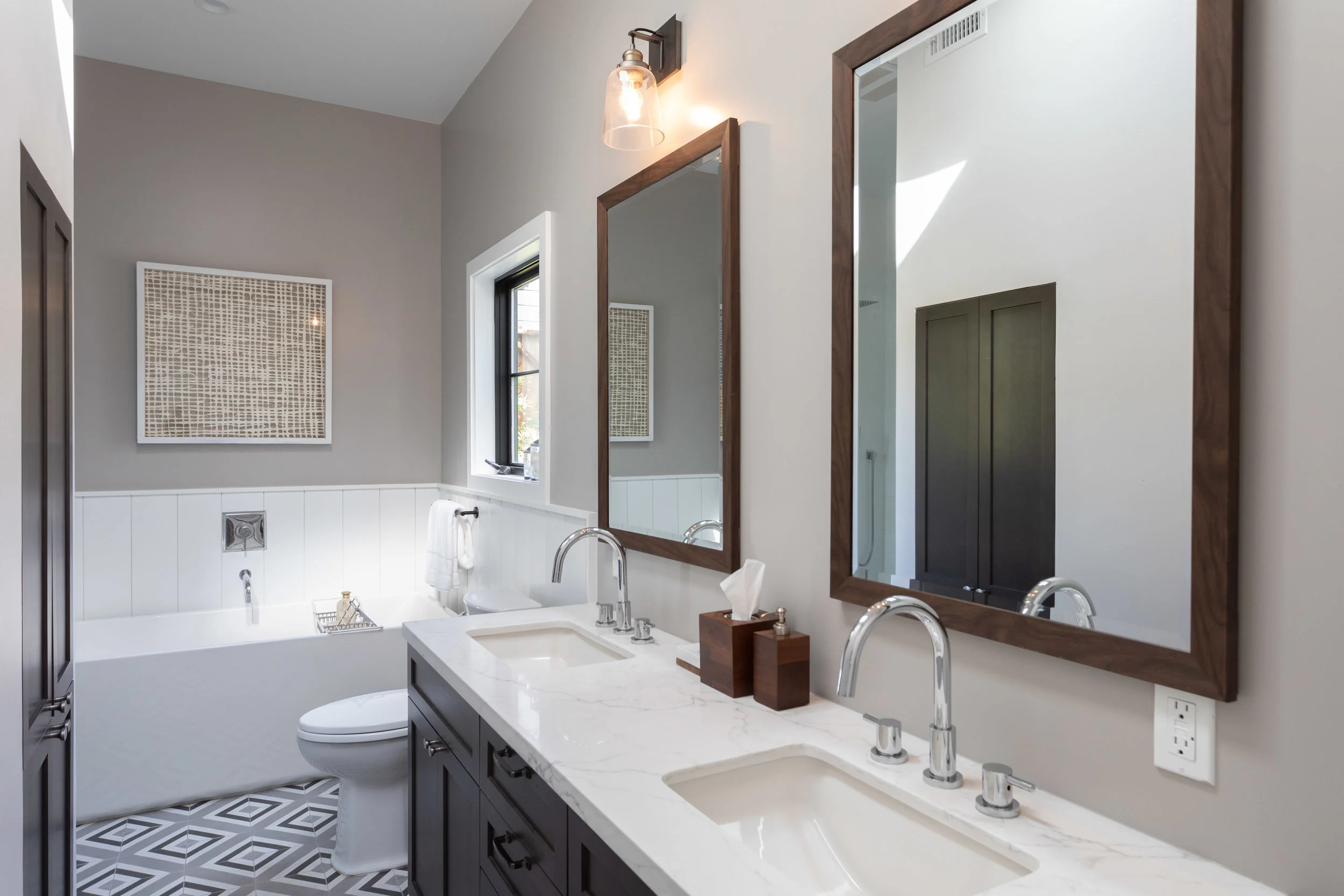 746 N Orange MLS - virtuallyherestudios.com-12.jpg