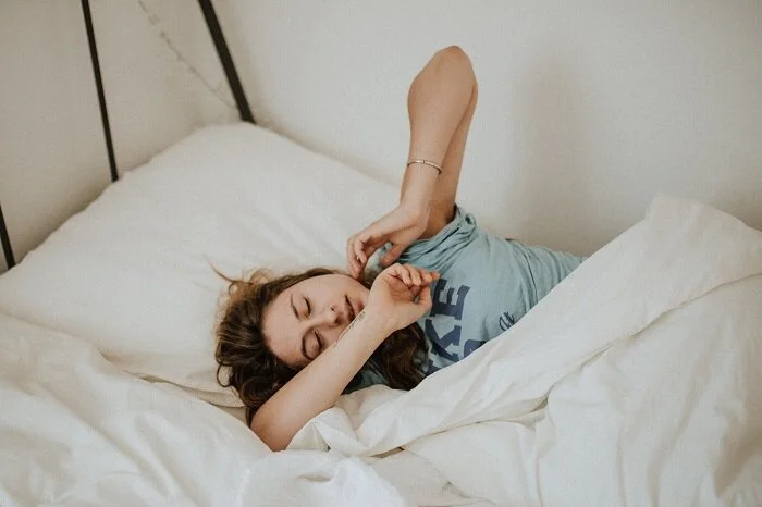 Langkah Finansial Terbaik yang Bisa Kamu Lakukan Setelah Bangun Tidur