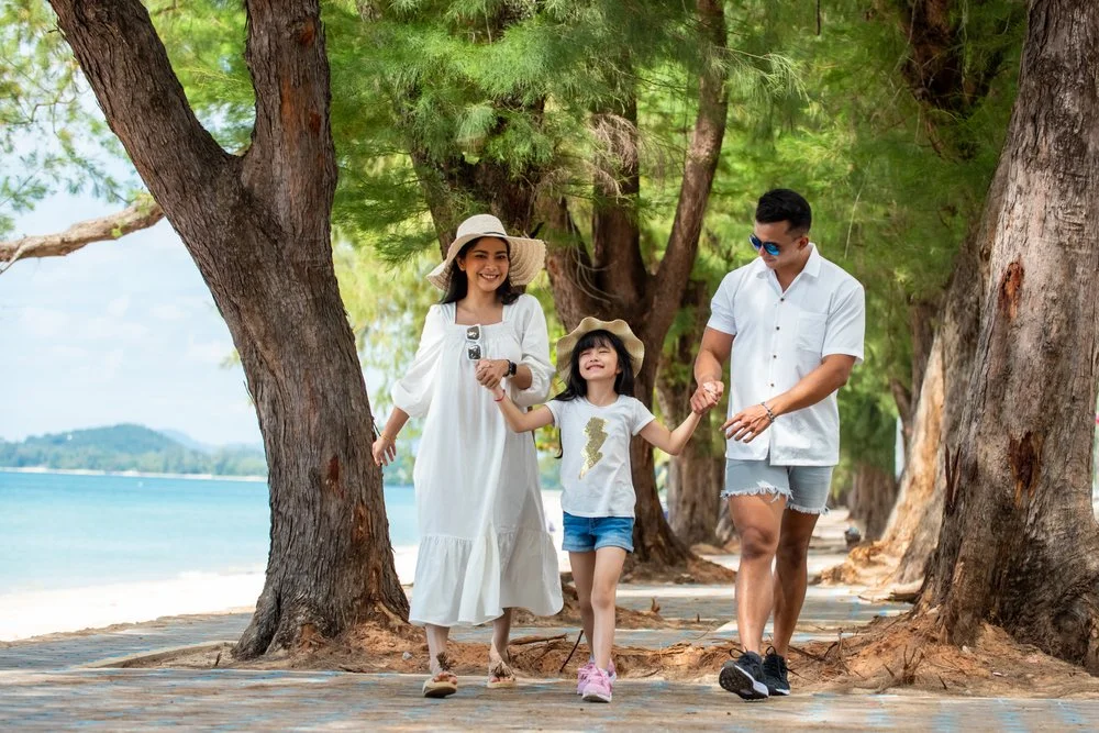 4 Pulau Surga untuk Liburan Mewah di Musim Panas