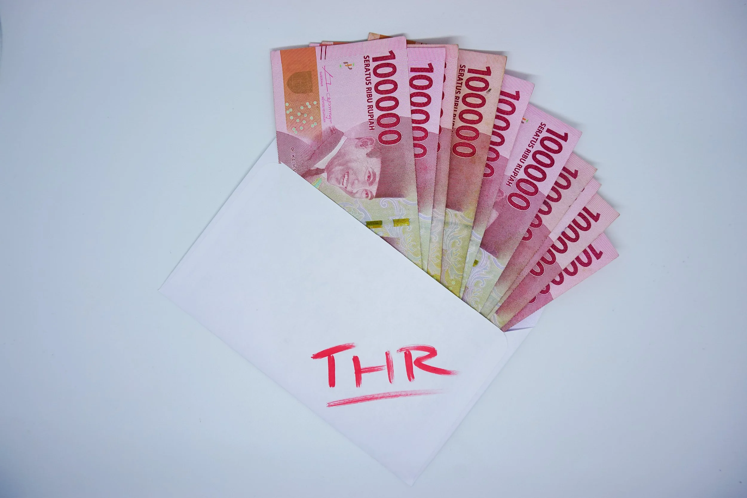 Sisihkan THR untuk Investasi SBN Syariah ST010