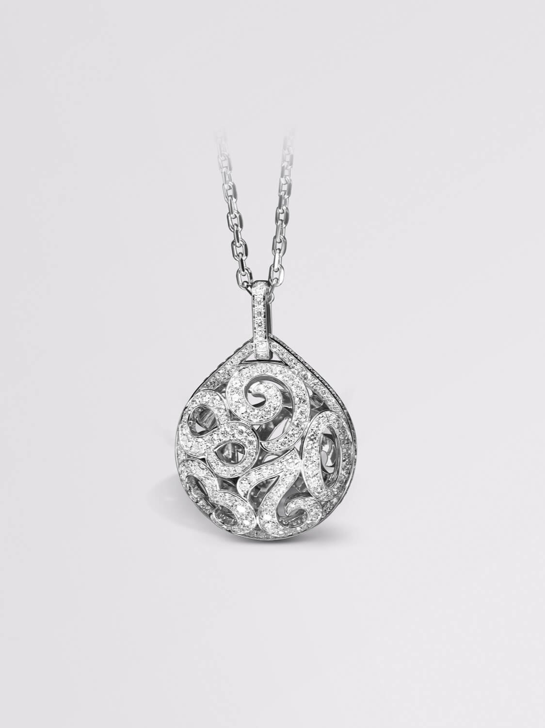 Snow Pendant
