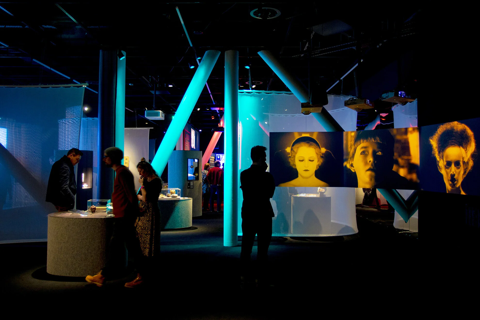 AI Exhibition travels to the Netherlands!