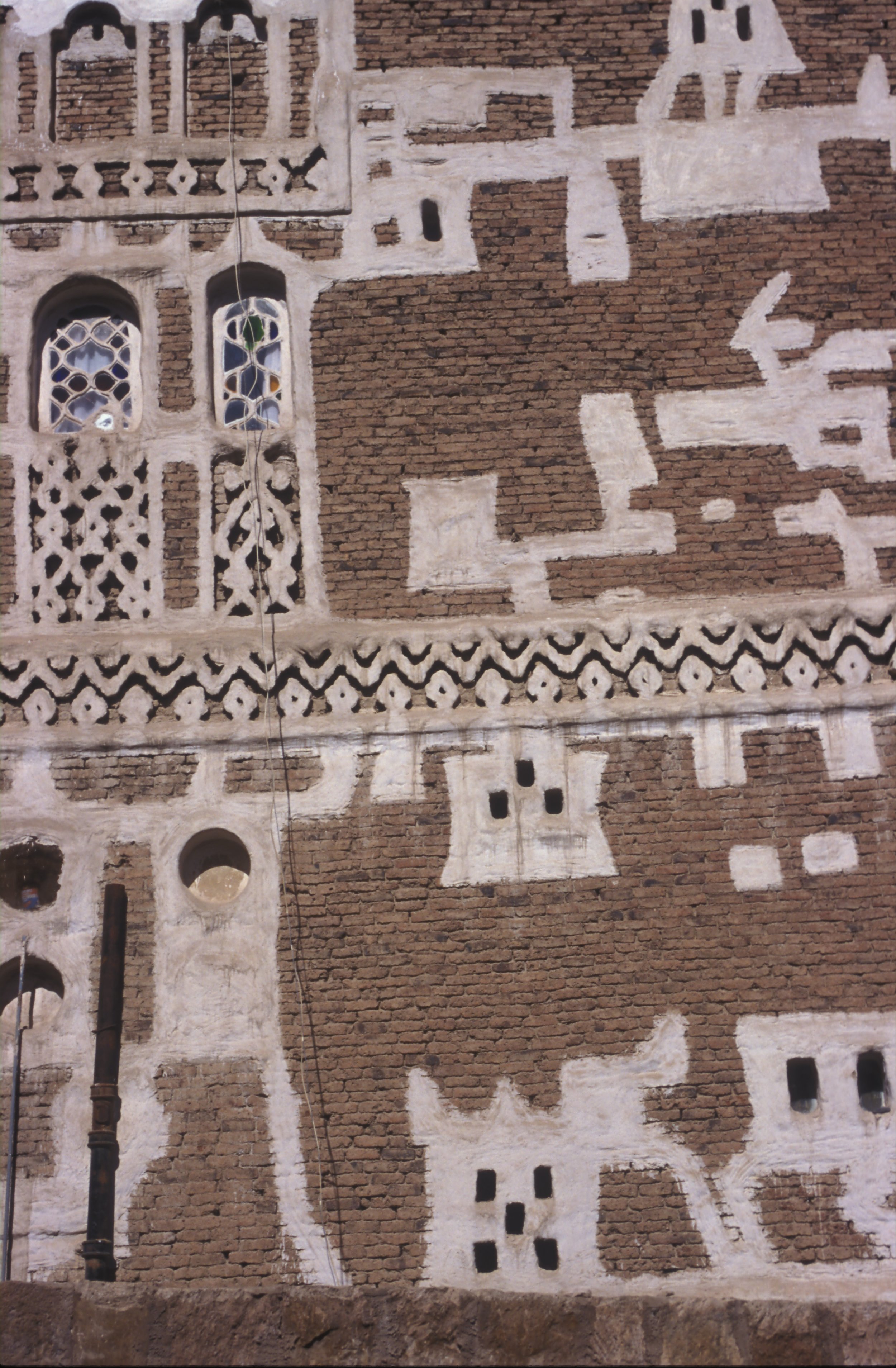 Yemen_brick white pattern_MikeTonkin.jpg