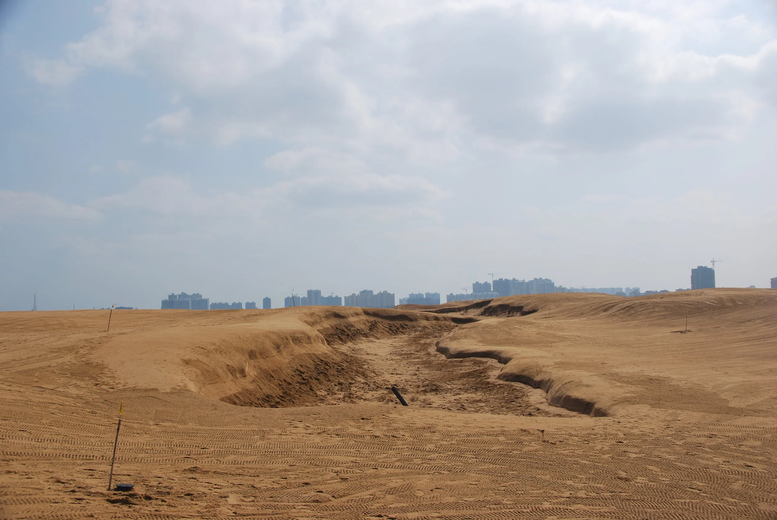 Simapo #18 2 Fairway Bunkers copy.JPG