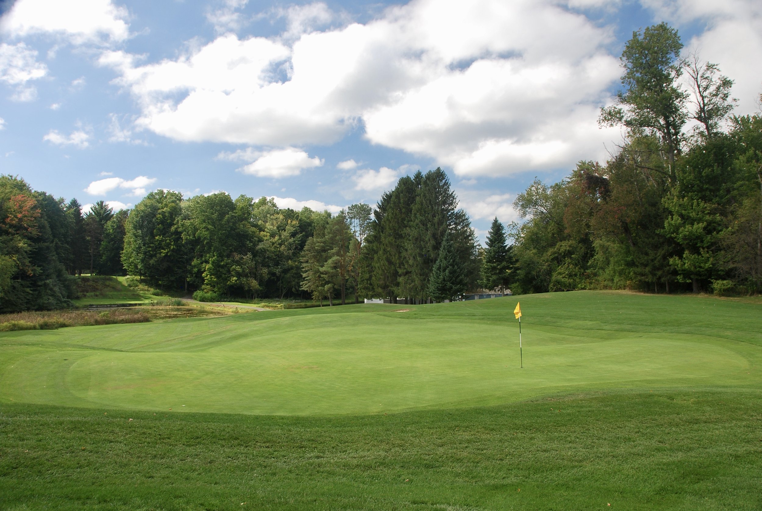 Walter Travis'  amazing 11th green