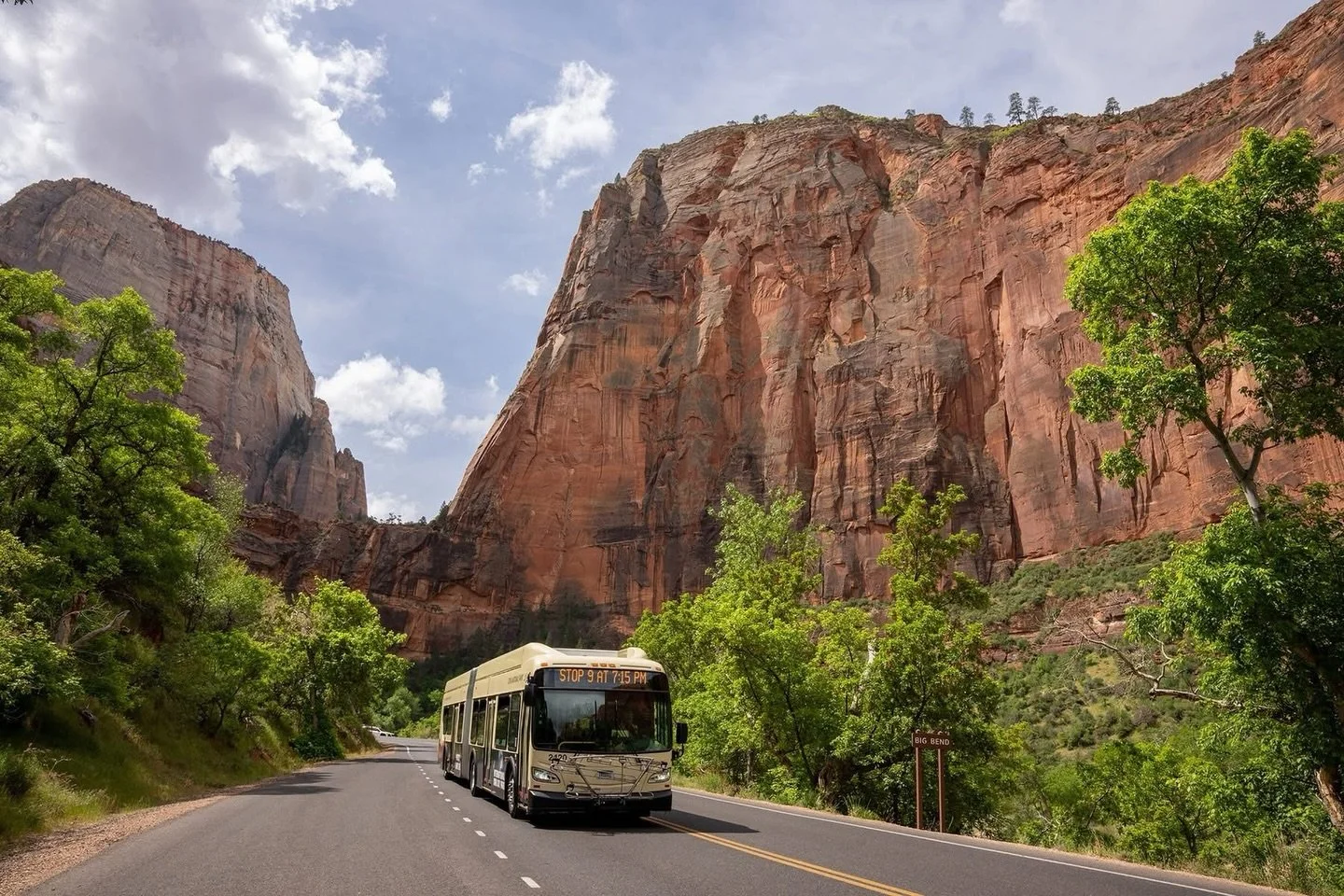 Beep, Beep! The @zionnps shuttle is back and here are all the details to ensure a smooth adventure:

➡️ The early bird gets the worm. The first shuttle of the day leaves from the Zion Canyon Visitor Center at 7am. If you&rsquo;re hoping to experience