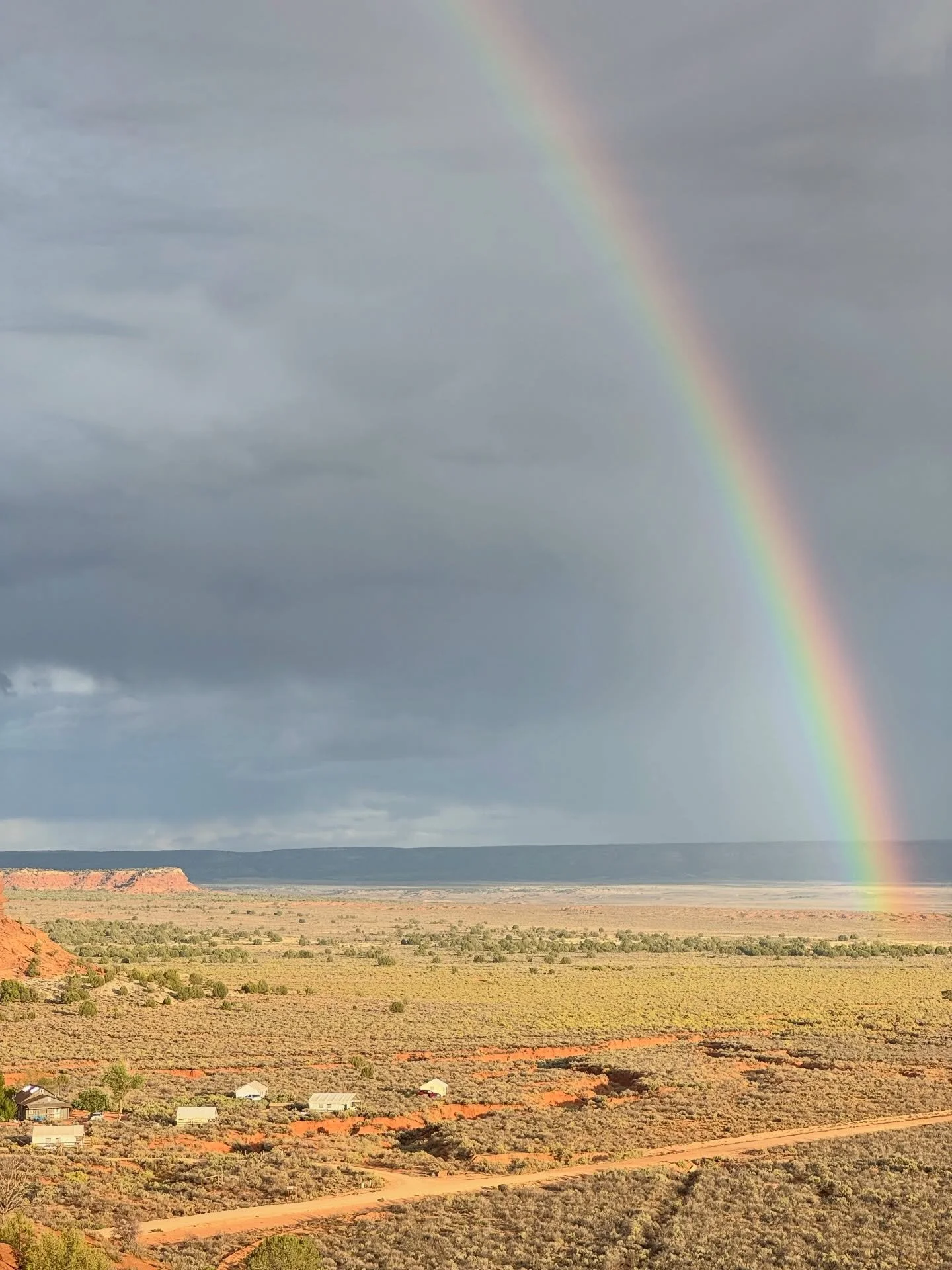 Who wore it best? 👀🌈⛺️ The view from above VS the view from below. 

Honestly, when rainbows are involved it doesn&rsquo;t matter. 

Monsoon season is such a special season for the Southwest. It brings much needed annual precipitation across the re