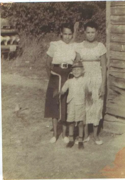 dorothy, virginia and isaac woodson 2000pho0797.jpg