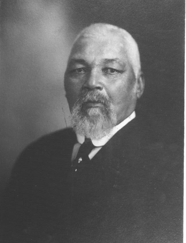anthony dangerfield pho00540.jpg