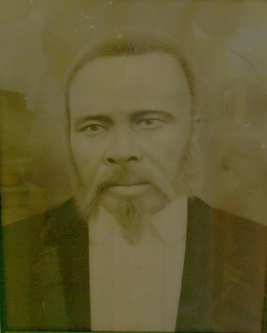 solomon neverdon pho00525.jpg