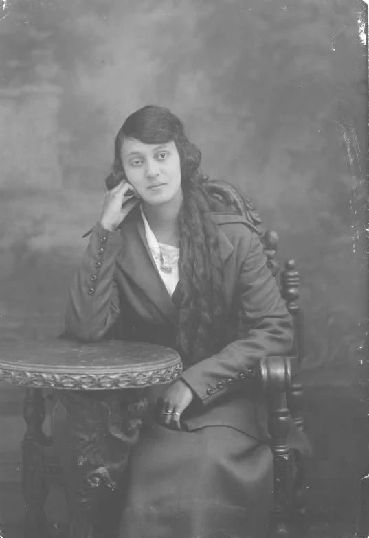 alice pauline rowe pho02447-2.jpg