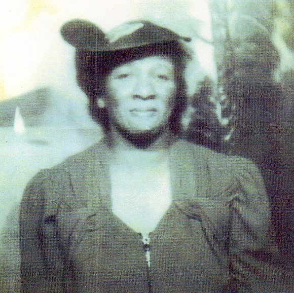 mary lucas pho02403.jpg