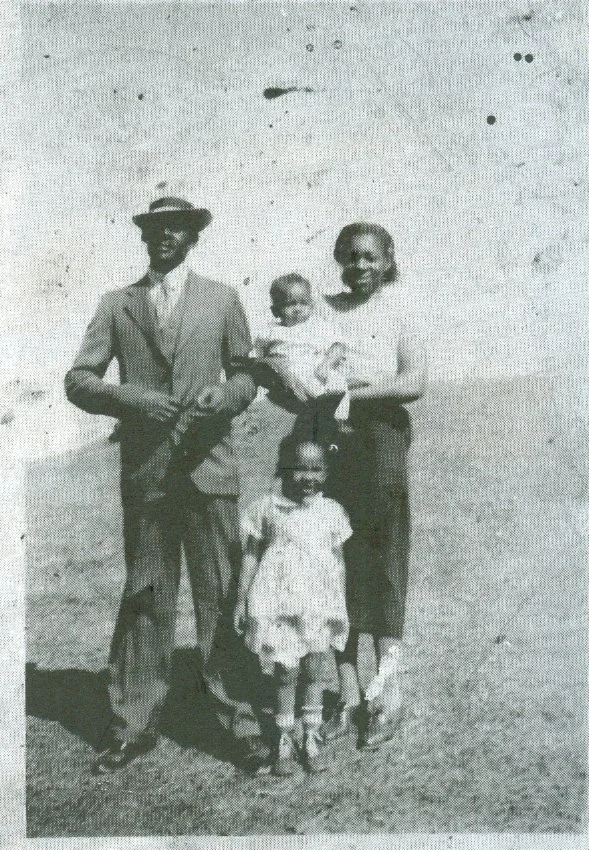 john, pearl, fred and sadie carter pho03243.jpg