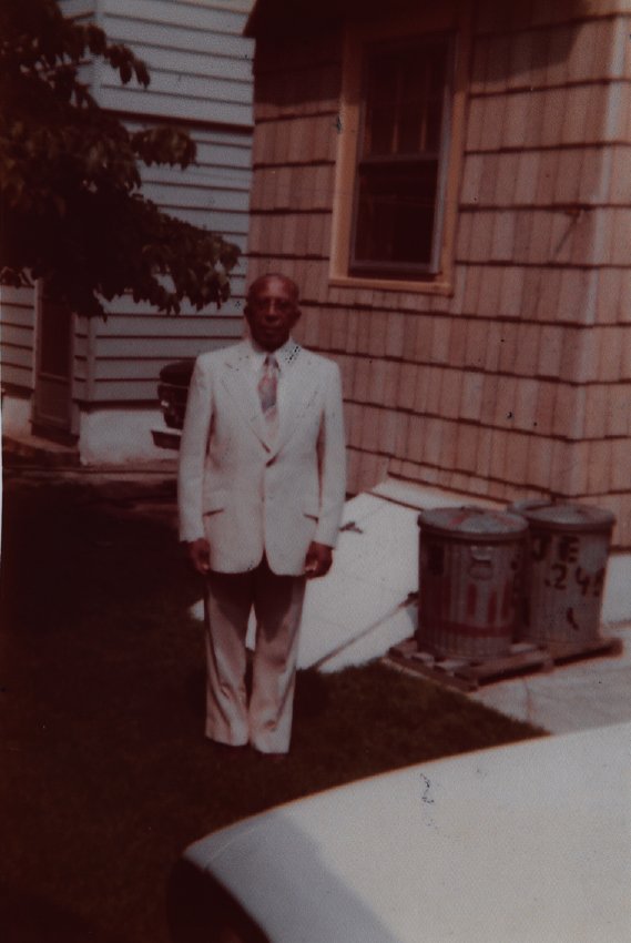 james edmonds age 22 pho03657-3.jpg