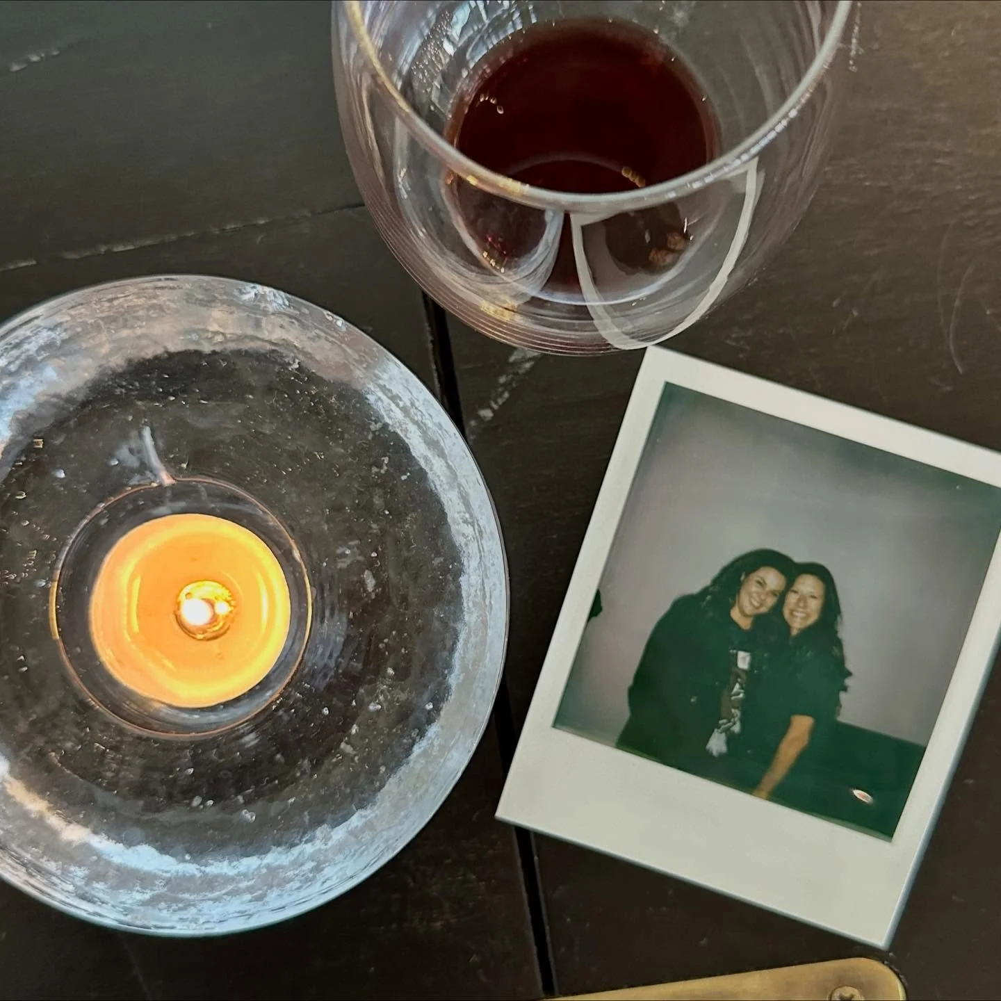 Cheers to friends! And cheers to Studio BV on their 10th anniversary!

@studio__bv 
@mandacdunn