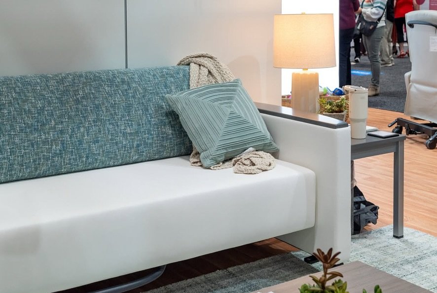 Unified by Design✨ KNU&rsquo;s healthcare solutions bring visual unity and refined comfort to patient and family spaces.

#healthcarefurniture #healthcaredesign #getknu #sayitNEW #comfortheals #patientspaces #beyondesign